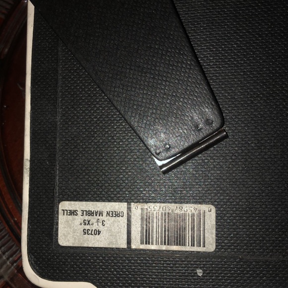 Green marble shell picture frame - Picture 7 of 7